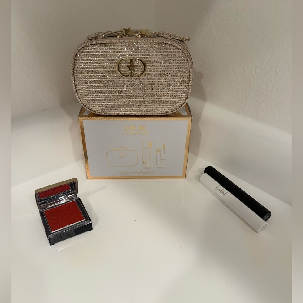 Christian Dior Essential Eyes Set, Holiday Rosy Glow Blush NEW